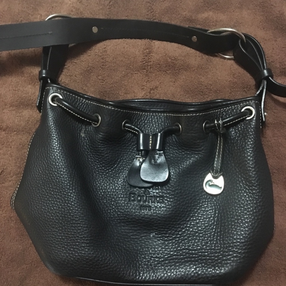 Dooney & Bourke bucket purse